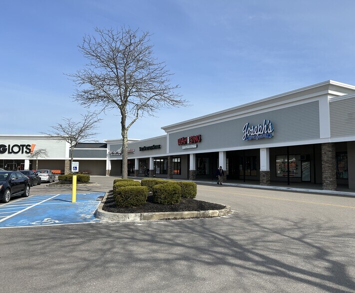 More Photos Of 221-303 E Central St, Franklin Unknown For Lease