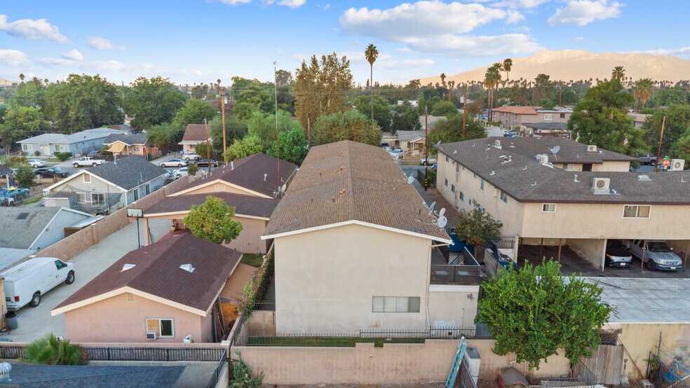 More Photos Of 1479 N Lugo Ave, San Bernardino Apartments For Sale