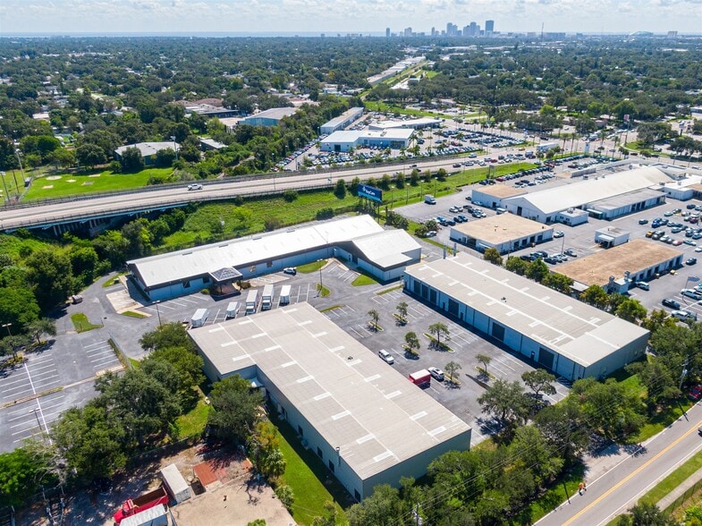 More Photos Of 4033 35th St N, Saint Petersburg Light Manufacturing For Sale