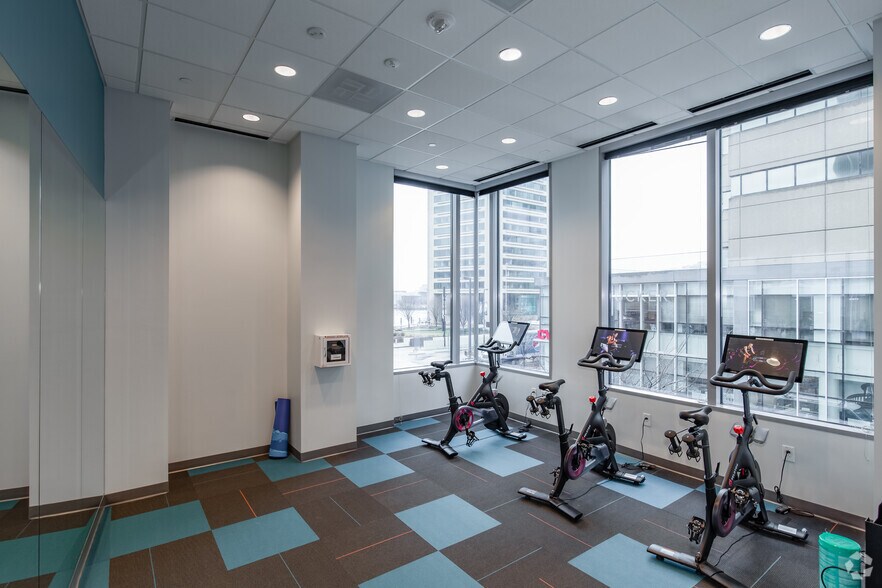 More Photos Of 500 E Pratt St, Baltimore Office For Lease