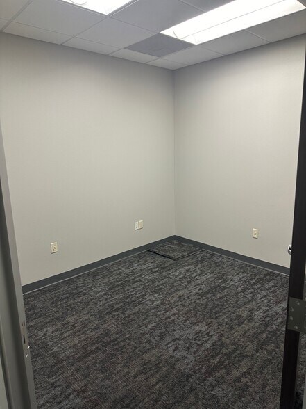 More Photos Of 7780 N Fresno St, Fresno Medical For Lease
