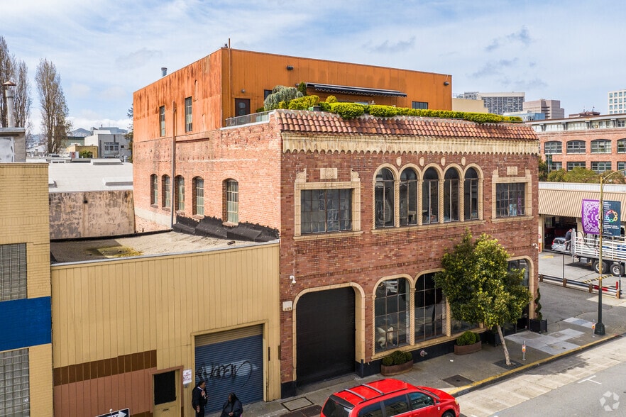 More Photos Of 308-310 7th St, San Francisco Loft Creative Space For Sale