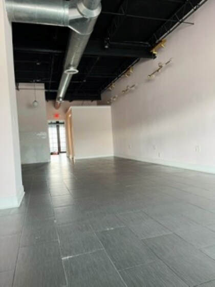 More Photos Of 2403 N Dixie Hwy, Wilton Manors Storefront Retail Office For Lease