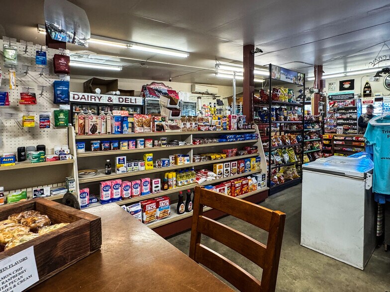 More Photos Of 70 Steiner Flat Rd, Douglas City Convenience Store For Sale