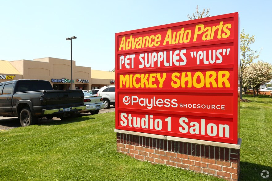 More Photos Of 43665-43729 Ford Rd, Canton Freestanding For Lease