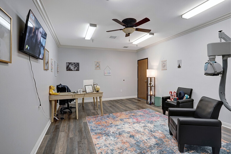 More Photos Of 41551 Date St, Murrieta Light Manufacturing For Sale