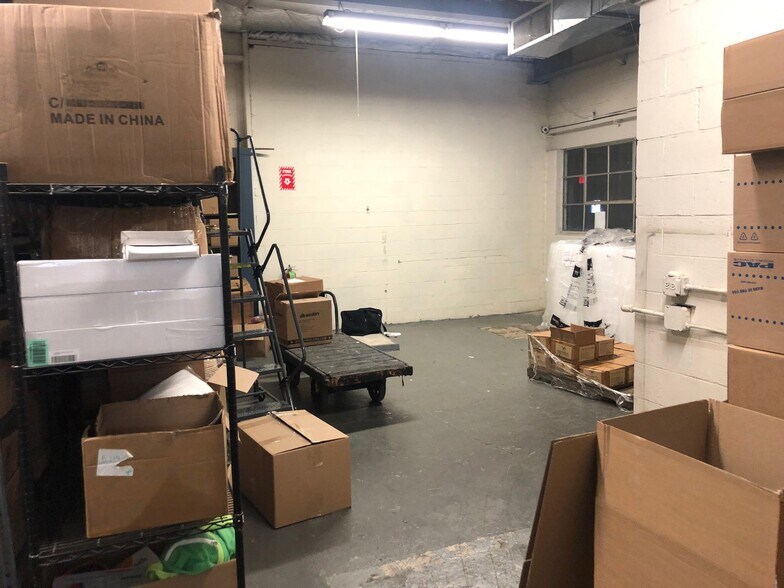 More Photos Of 63 Railroad Ave, Wallkill Warehouse For Lease