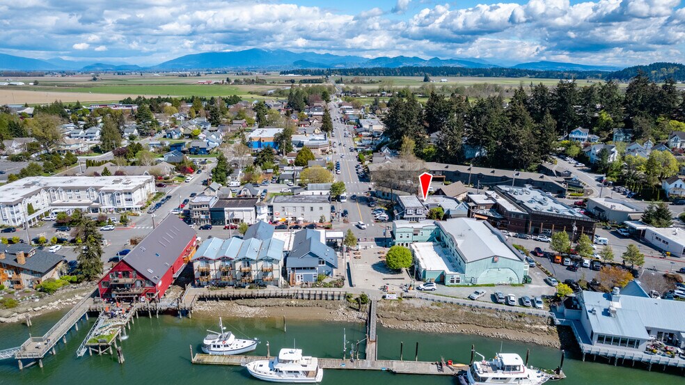 More Photos Of 101-107 S 1st St, La Conner Storefront For Sale