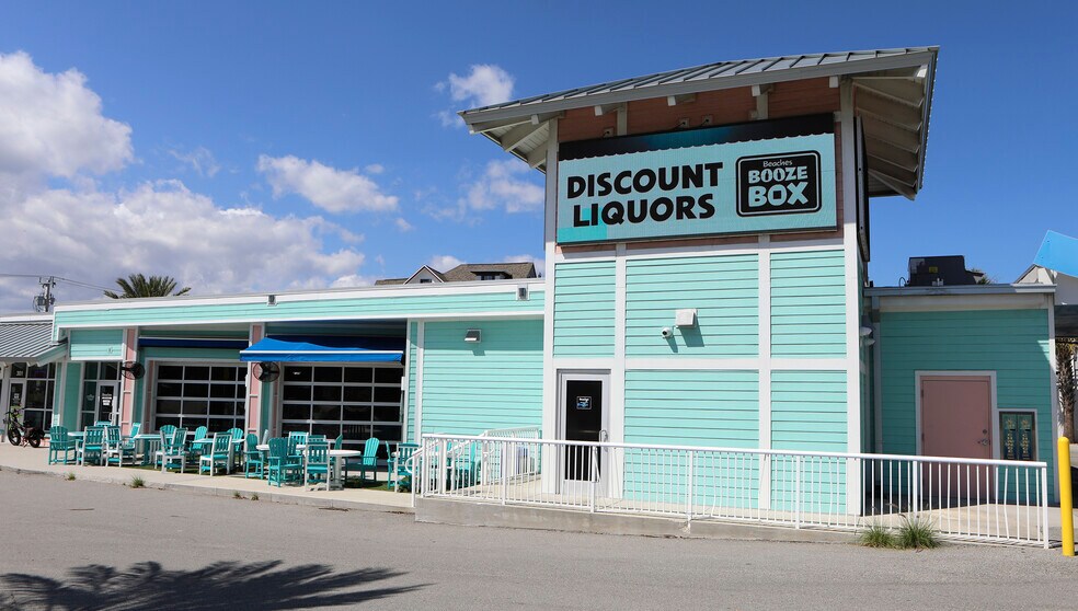 More Photos Of 301-305 E International Speedway Blvd, Daytona Beach Convenience Store For Sale