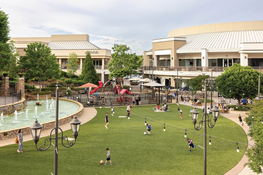 More Photos Of 525 New Waverly Pl, Cary General Retail For Lease