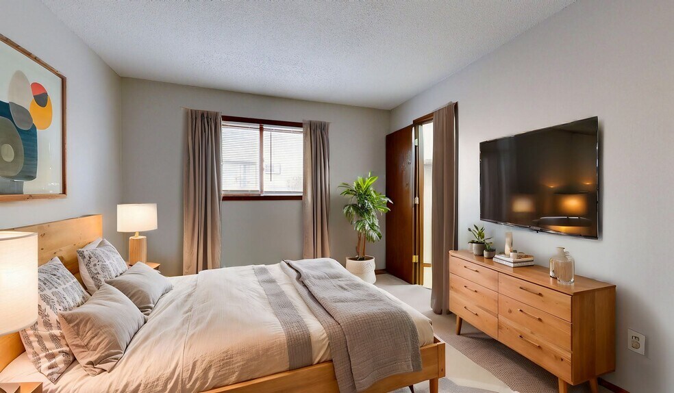 More Photos Of 924 21st Ave S, Minneapolis Apartments For Sale