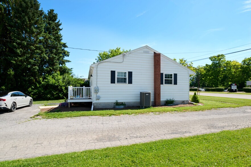 More Photos Of 1301 Benner Pike, State College Apartments For Sale
