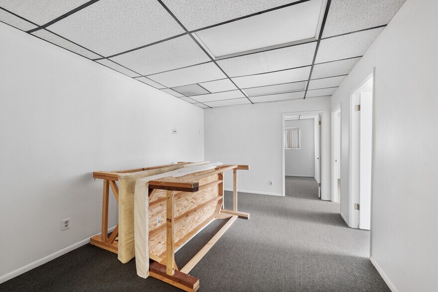 More Photos Of 720 N Ventura Rd, Port Hueneme Office Residential For Sale