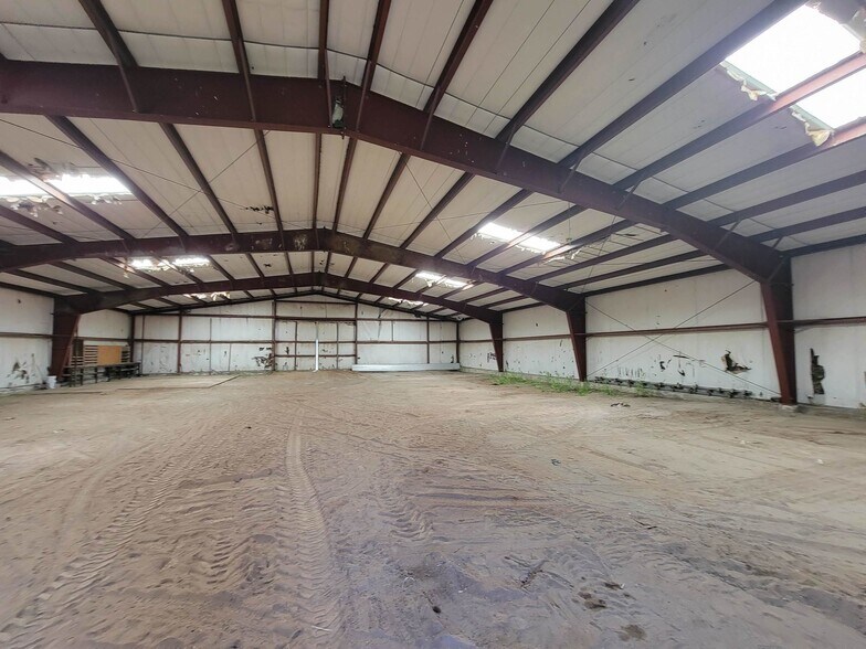 More Photos Of 2984 Sweetwater Pk dr, Garden City Industrial For Lease