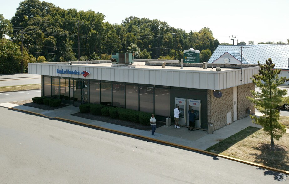 More Photos Of 5848-5870 Silver Hill Rd, District Heights Unknown For Lease