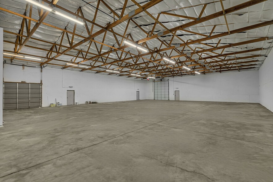 More Photos Of 585 1st St SE, Saint Cloud Warehouse For Sale