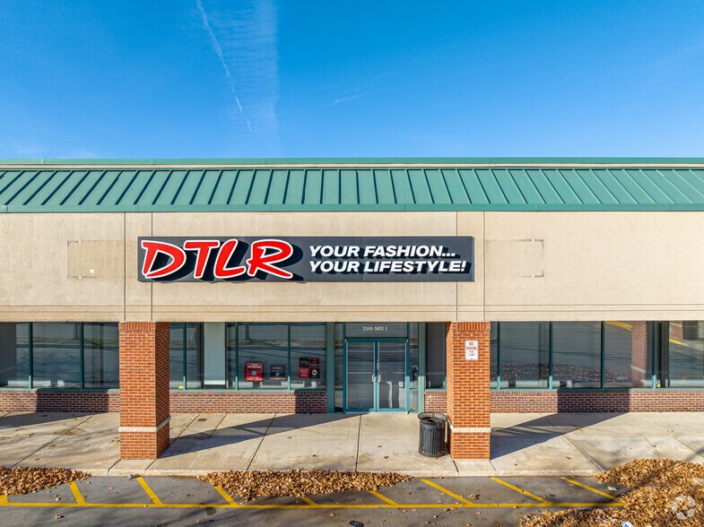 Primary Photo Of 3210-3348 W 87th St, Chicago Storefront For Lease