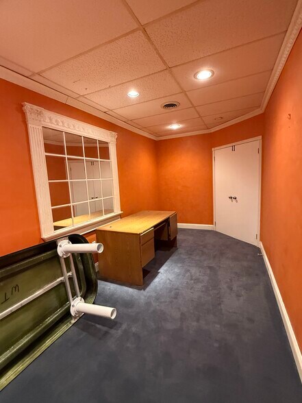 More Photos Of 842 State Rd, Princeton Medical For Lease