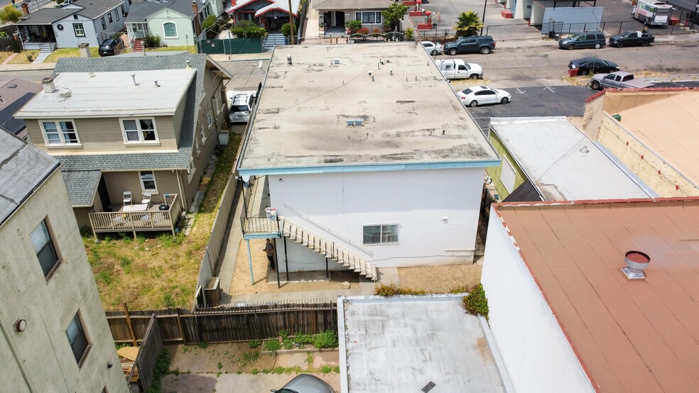 More Photos Of 2426 57th Ave, Oakland Apartments For Sale