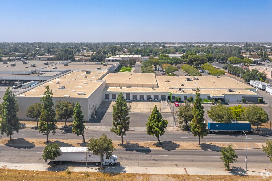 Primary Photo Of 1931 G St, Fresno Warehouse For Sale