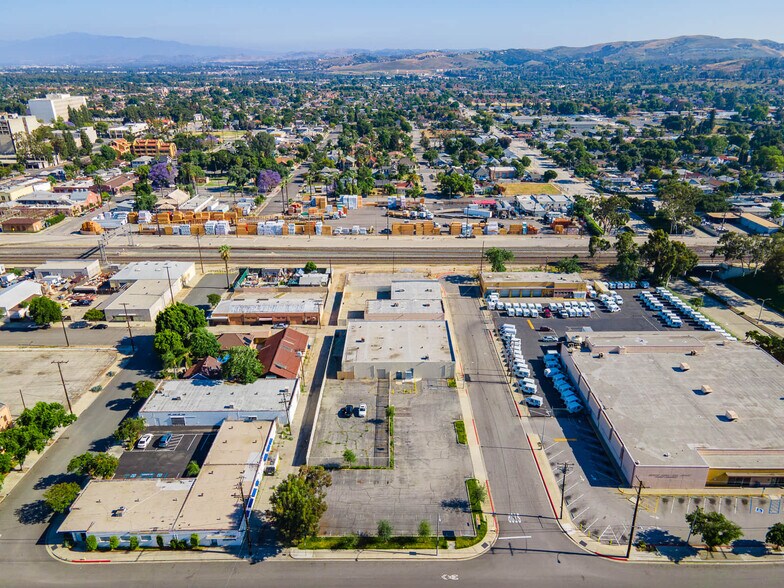 More Photos Of 538 W Monterey Ave, Pomona Distribution For Lease