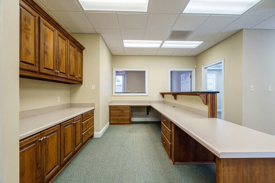 More Photos Of 112 Harmony Crossing, Eatonton Medical For Lease
