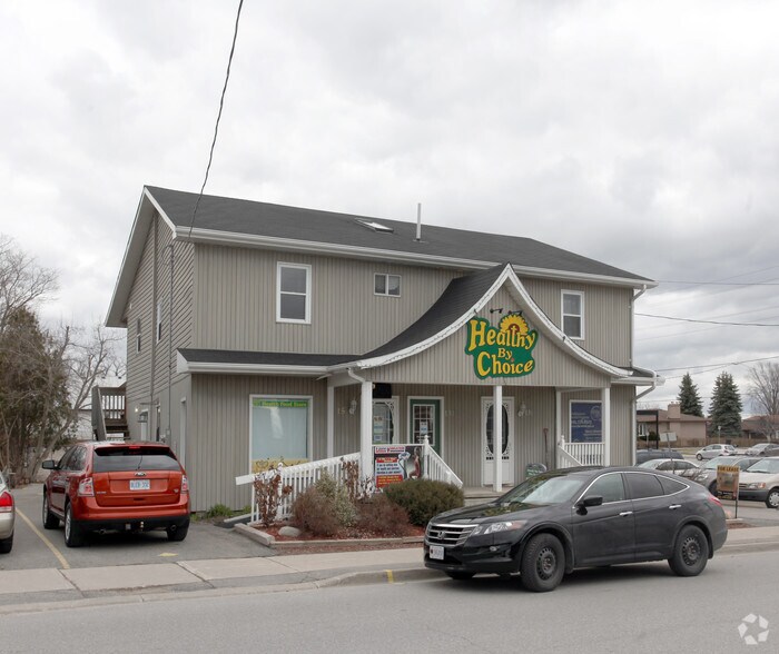 More Photos Of 13-15 John St W, Bradford West Gwillimbury Storefront Retail Residential For Lease