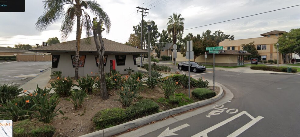 More Photos Of 9696 Magnolia Ave, Riverside Restaurant For Lease