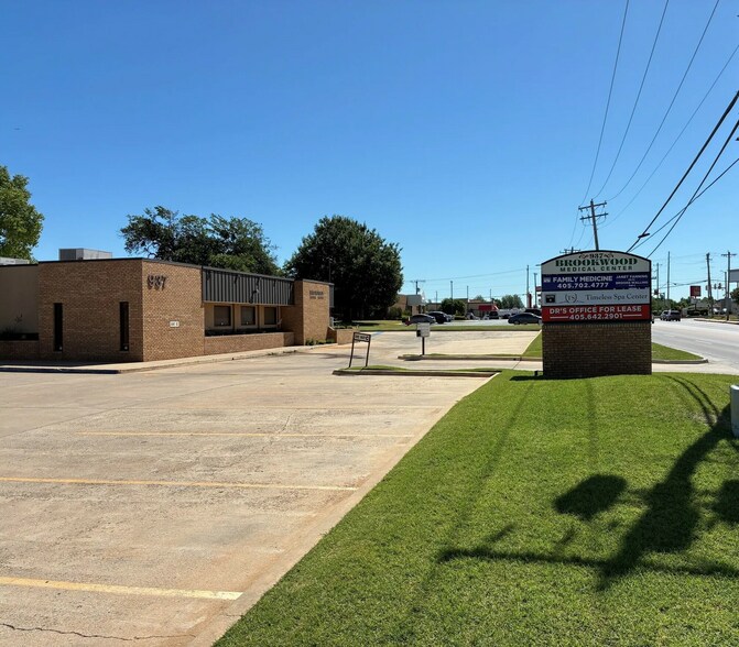More Photos Of 937 SW 89th St, Oklahoma City Medical For Sale