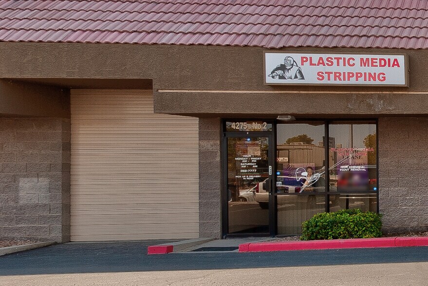 More Photos Of 4275 W Bell Dr, Las Vegas Light Manufacturing For Lease