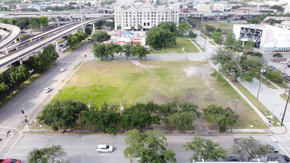 More Photos Of Block 360, SSBB, Houston Land For Sale