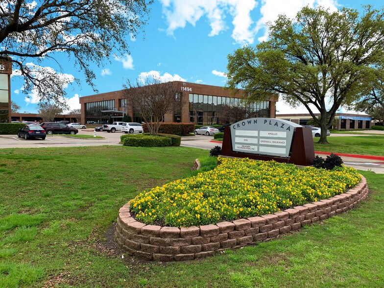 More Photos Of 11498 Luna Rd, Farmers Branch Unknown For Lease