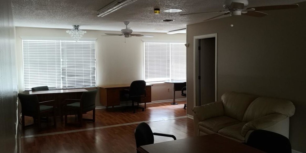 More Photos Of 4113 Neptune Rd, Saint Cloud Office For Sale