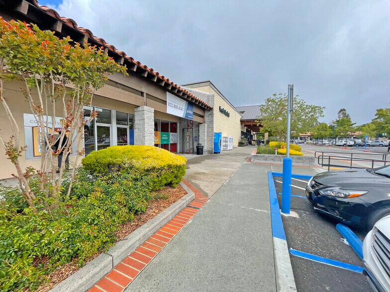 More Photos Of 1407 Fulton Rd, Santa Rosa Supermarket For Lease