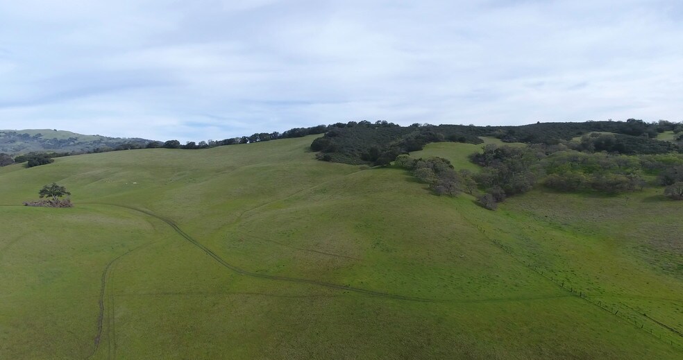 More Photos Of 1002 Metcalf Rd, San Jose Land For Lease