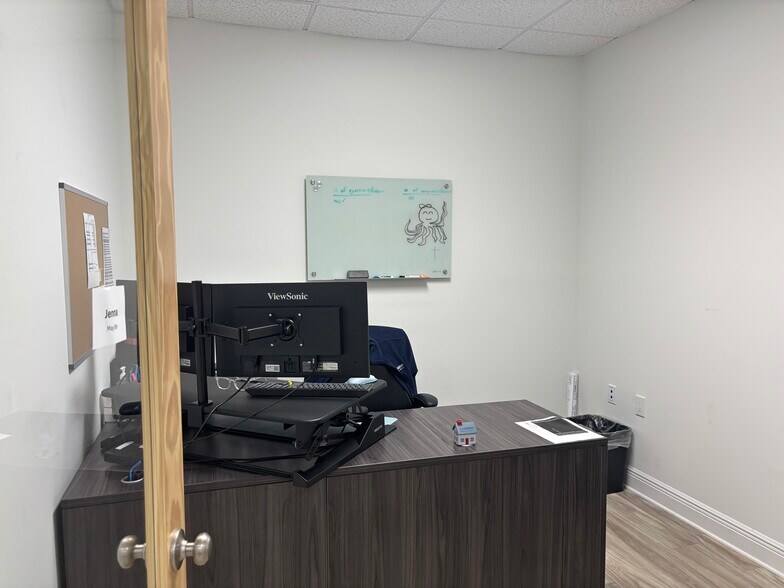 More Photos Of 3606 Maclay Blvd S, Tallahassee Medical For Lease