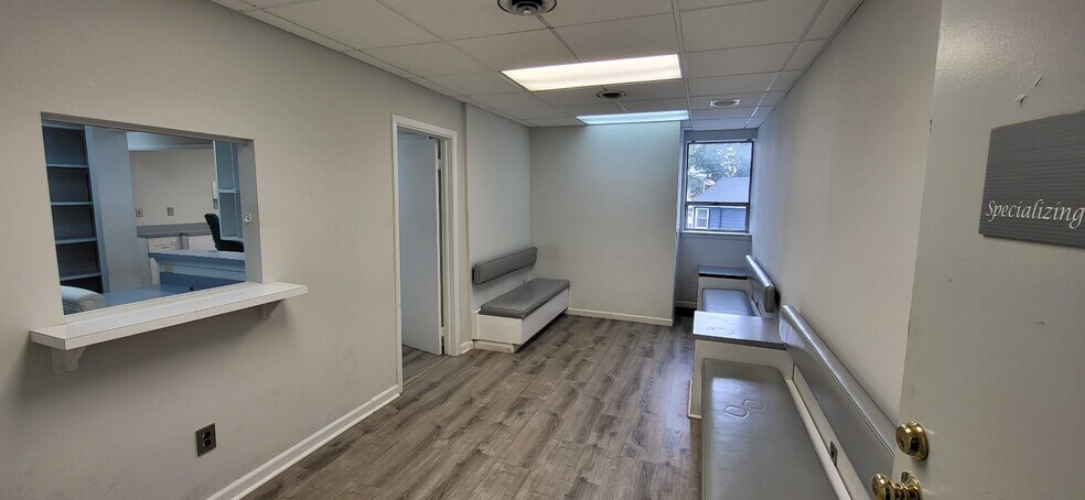 More Photos Of 289 Market St, Saddle Brook Office For Sale