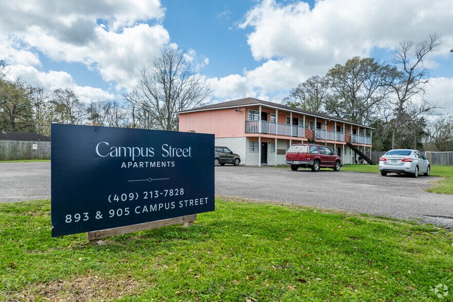 Primary Photo Of 905 Campus St, Beaumont Multifamily For Sale