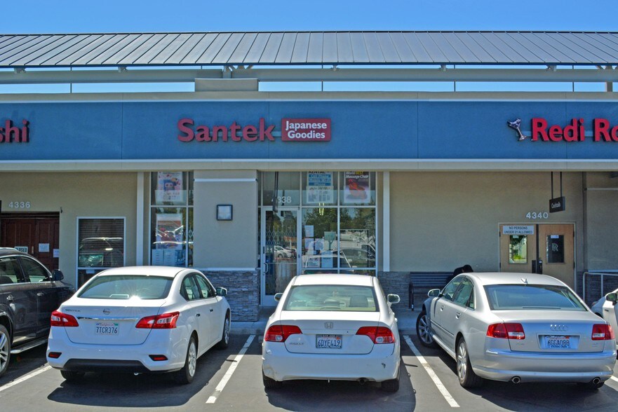 More Photos Of 4302-4342 Moorpark Ave, San Jose General Retail For Lease