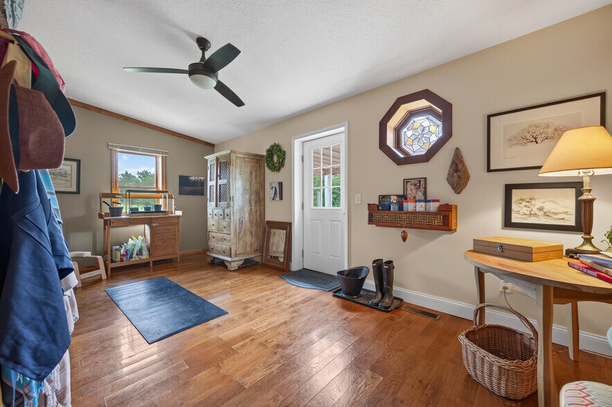 More Photos Of 1661 Turner Spur Rd, Fancy Gap Healthcare For Sale