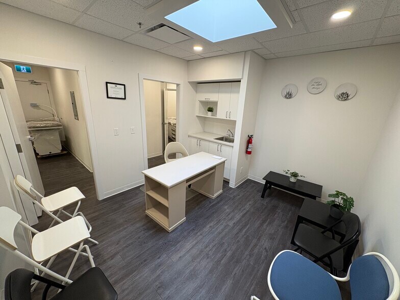 More Photos Of 11770 Fraser St, Maple Ridge Medical For Lease