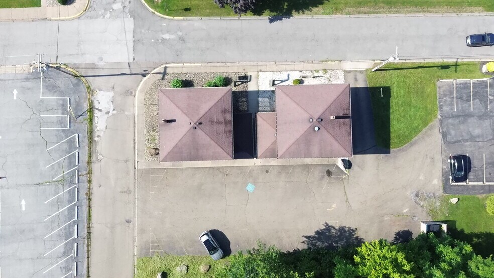 More Photos Of 204 Ivy St, Weirton Office Residential For Lease