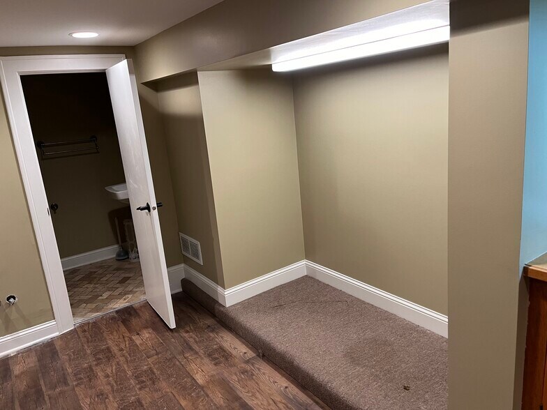 More Photos Of 2600 Johnson St NE, Minneapolis Freestanding For Lease