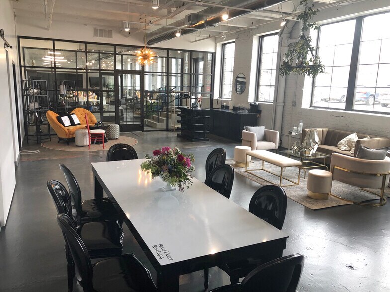 More Photos Of 2415 W 19th St, Chicago Warehouse For Lease