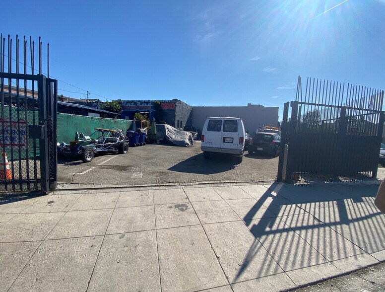 More Photos Of , Los Angeles Unknown For Sale