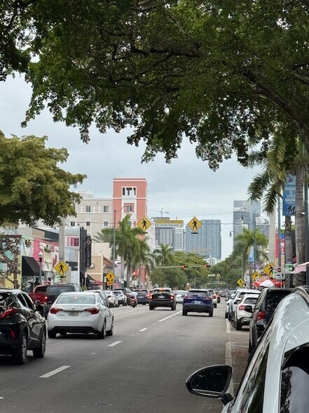 More Photos Of 850 NW 5th Ave, Miami Apartments For Sale