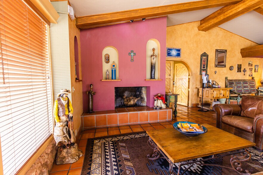 More Photos Of 1765 S Main St, Las Cruces Hotel For Sale