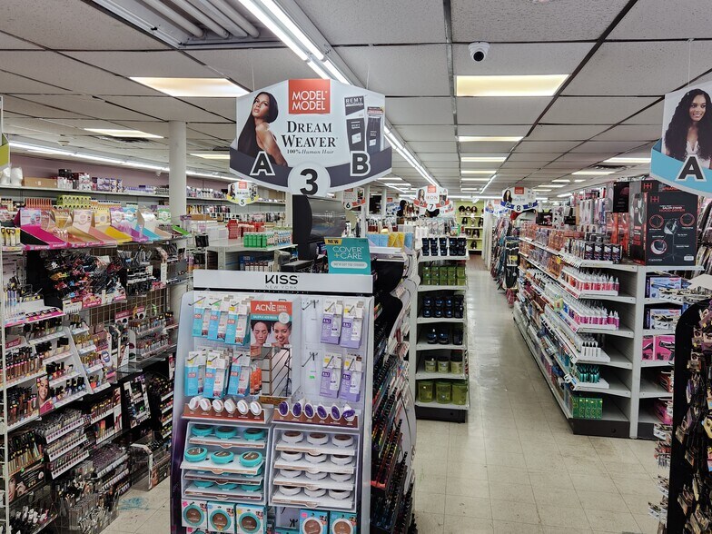 More Photos Of 827 E Baltimore Ave, East Lansdowne Convenience Store For Sale