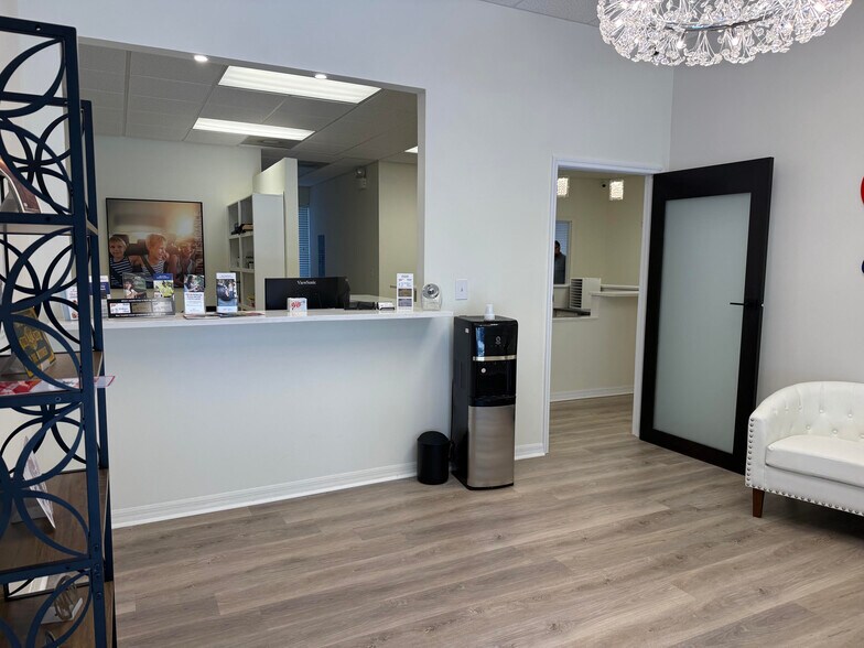 More Photos Of 2701-2703 Rew Cir, Ocoee Office Residential For Lease