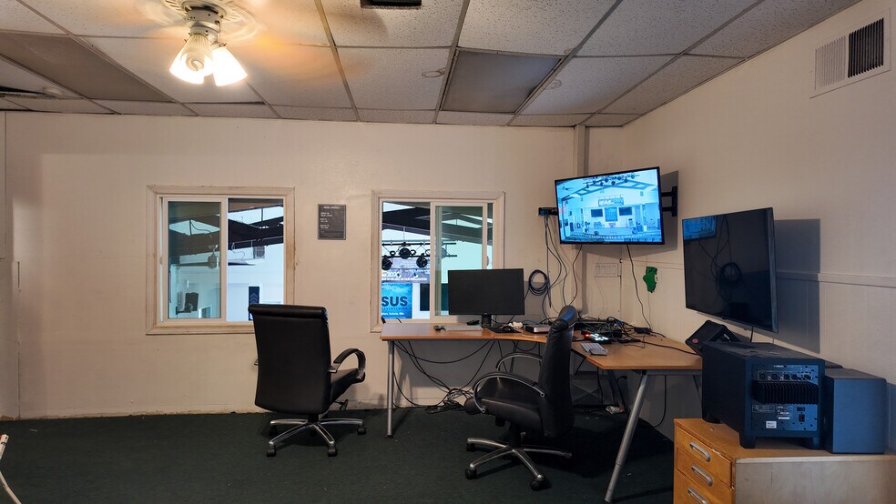 More Photos Of 11984 Santa Fe Ave, Lynwood Specialty For Sale